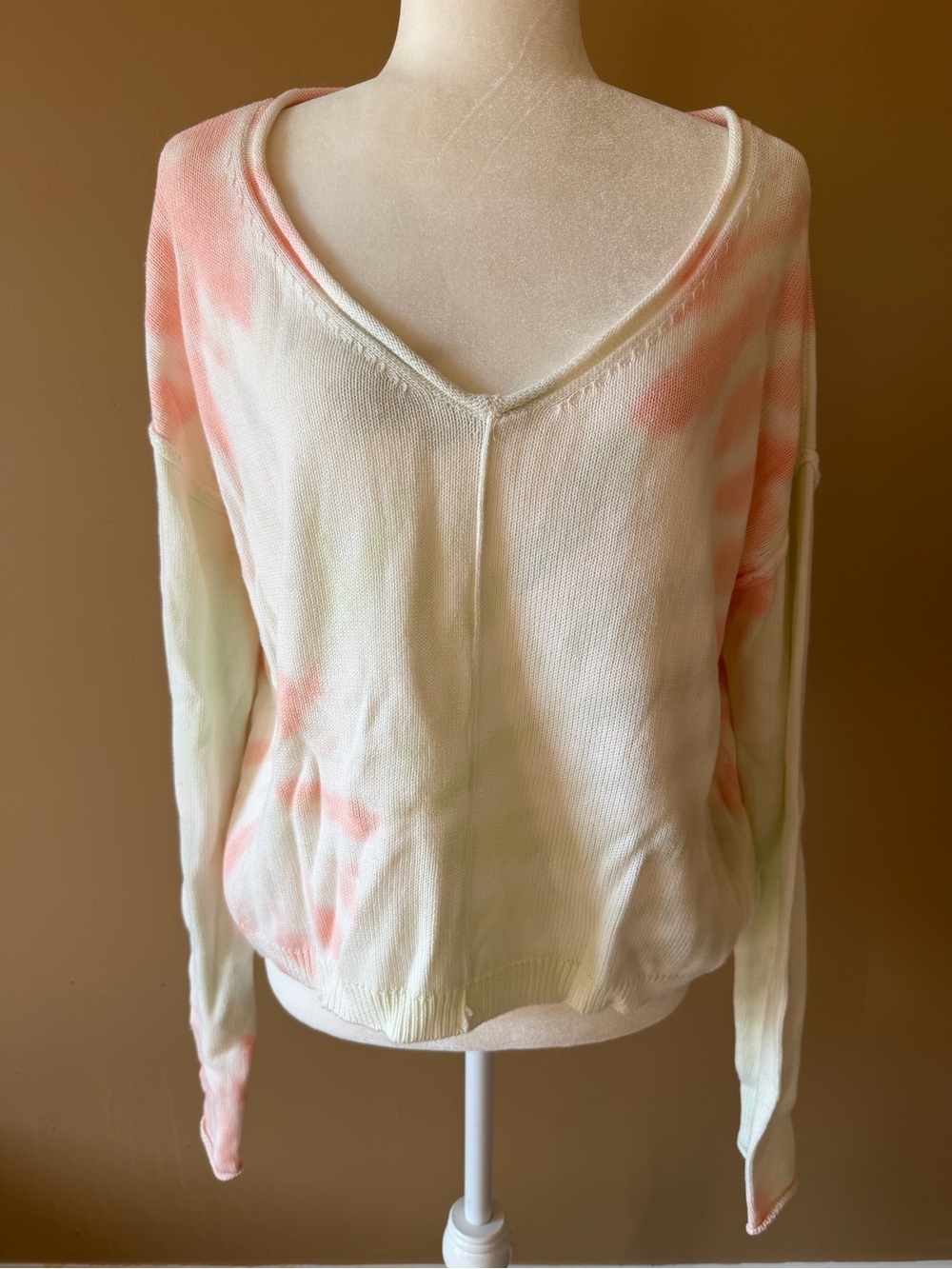 Arizona Jean Co Tie Dye Pastel V Neck Knit Sweater